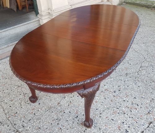 Mahogany Extending Dining Table