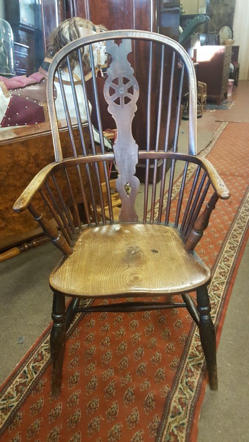 Antique Windsor Chair