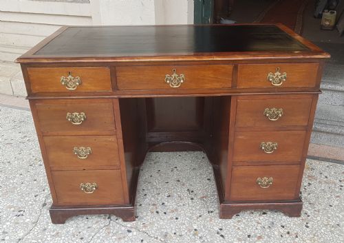 Victorian  Walnut  Knee Hole Desk