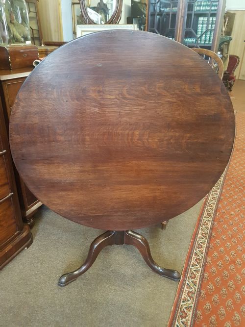 Georgian Oak Tilt Top /Tripod Table