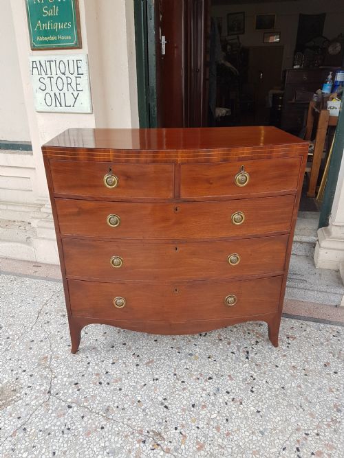 Antique Bow Fronted Chest of Drawers