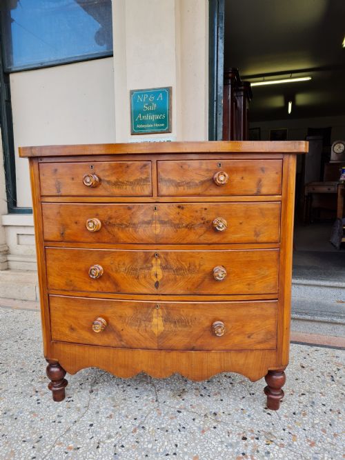 Victorian Bow Fronted Chest of Drawers