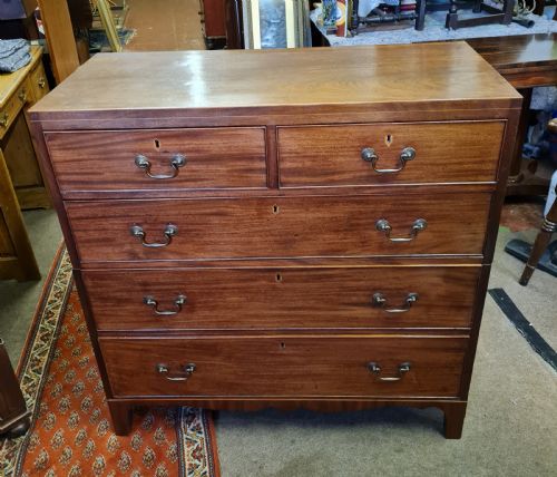 Antique Mahogany Chest of Drawers