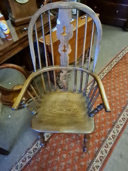 ANTIQUE WINDSOR CHAIR - ADDITIONAL PHOTO 4