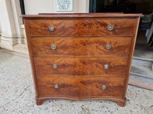 Antique Mahogany Sepentine Chest of Drawers