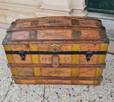 Antique Steamer Trunk