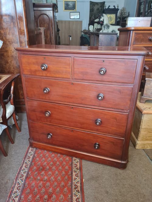 Large Antique Mahogany Chest of Drawers