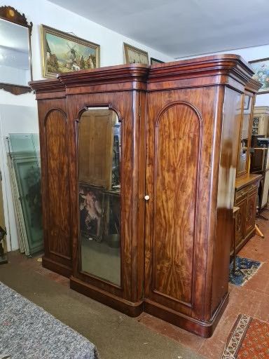 Victorian Mahogany Triple Wardrobe