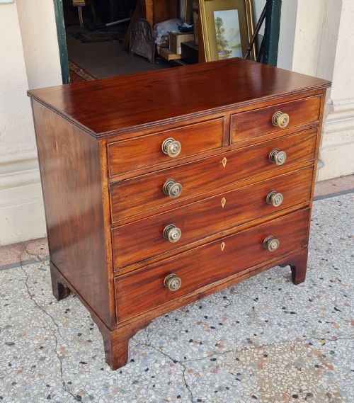 Antique Georgian Chest of Drawers