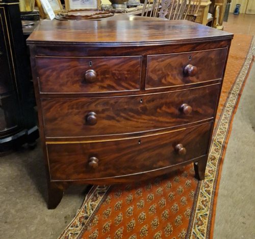 Georgian Bow Fronted Chest of Drawers