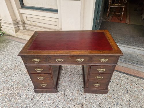 Oak Edwardian Pedestal Desk