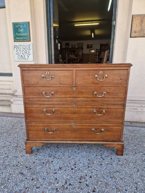 OAK GEORGIAN CHEST OF DRAWERS - ADDITIONAL PHOTO 6