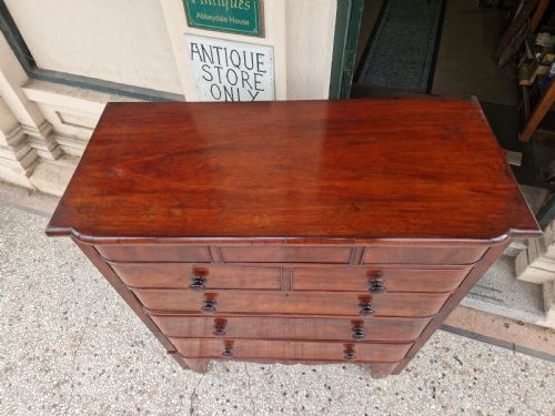 LARGE VICTORIAN MAHOGANY CHEST OF DRAWERS - ADDITIONAL PHOTO 9