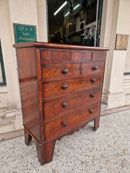 LARGE VICTORIAN MAHOGANY CHEST OF DRAWERS - ADDITIONAL PHOTO 6