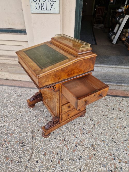 VICTORIAN BURR WALNUT DAVENPORT - ADDITIONAL PHOTO 8
