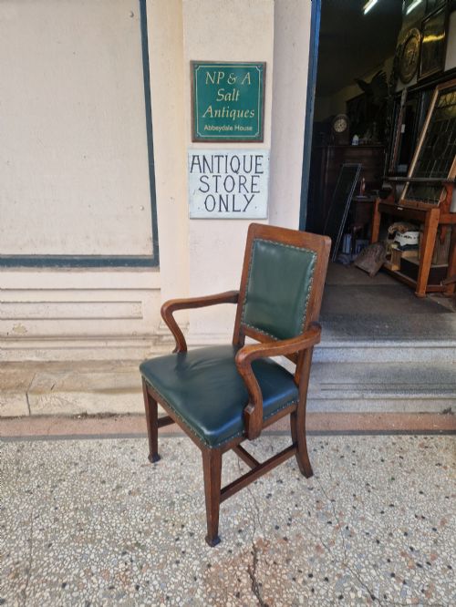 OAK ARTS AND CRAFTS ARMCHAIR - ADDITIONAL PHOTO 2