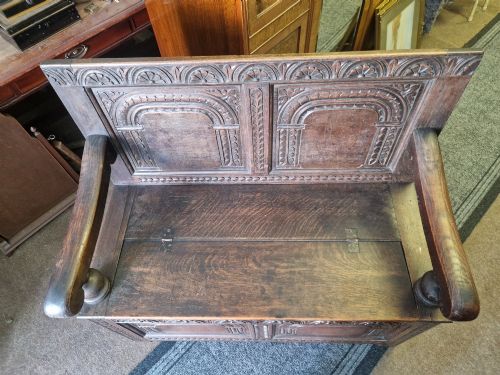 GEORGIAN OAK SETTLE HALL BENCH - ADDITIONAL PHOTO 3