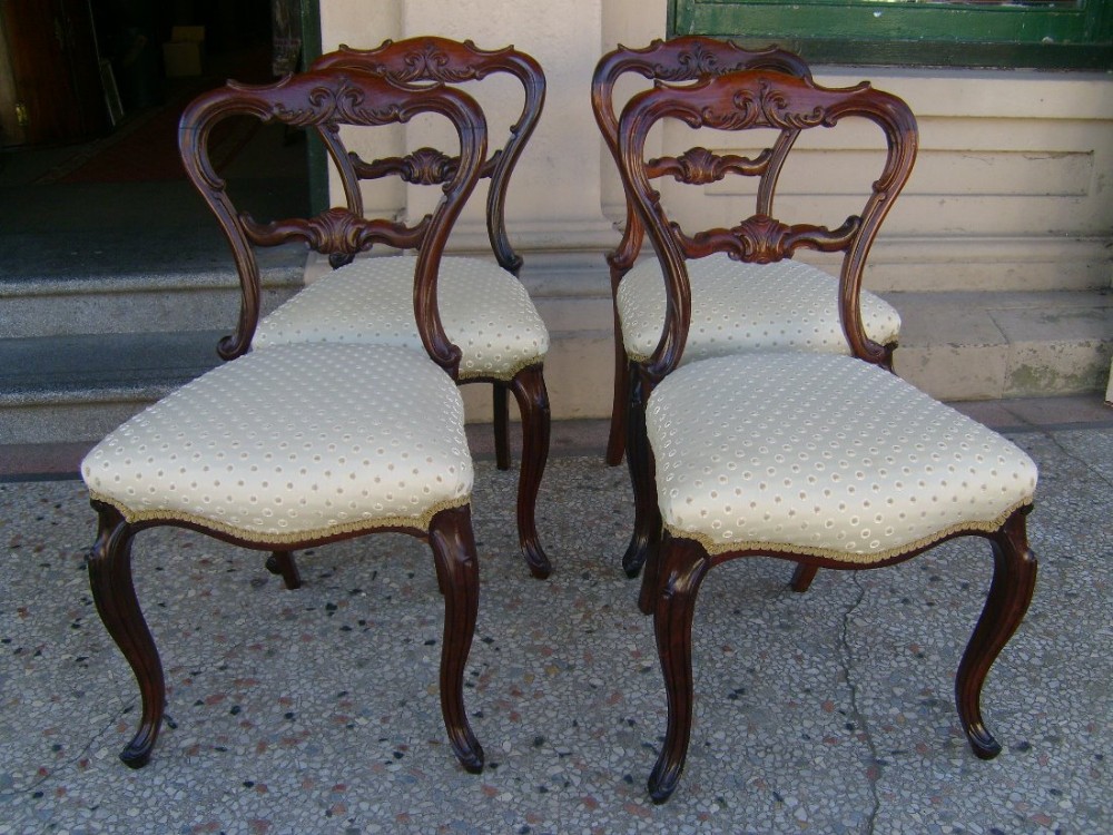 SET OF FOUR EARLY  VICTORIAN  ROSEWOOD  DINING CHAIRS 