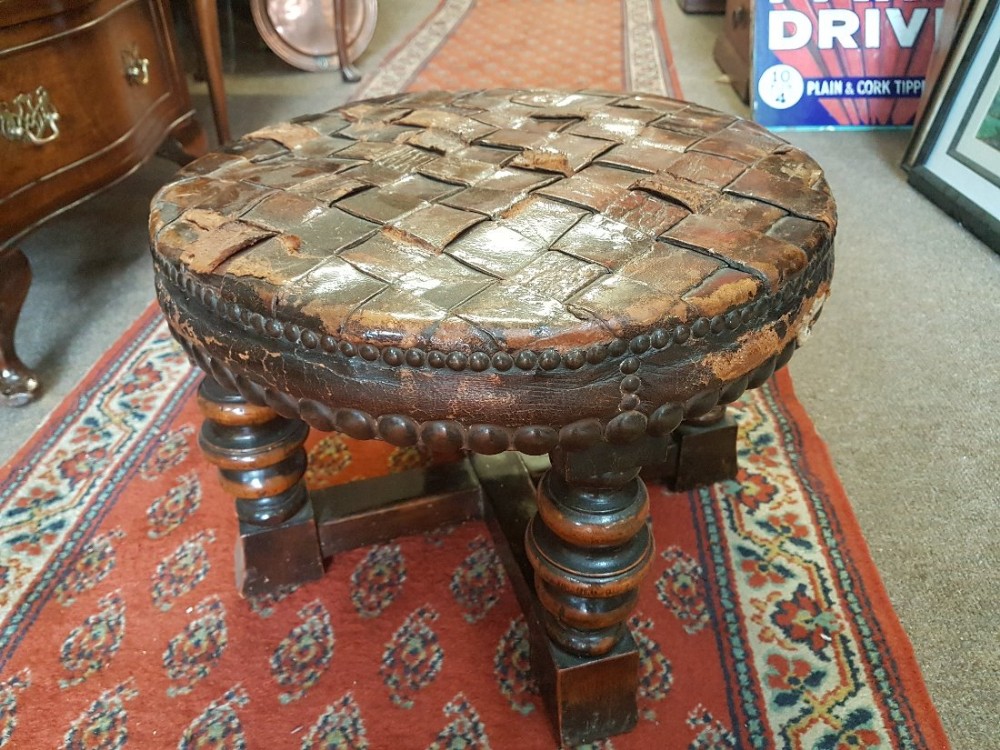 1920 s  foot stool 