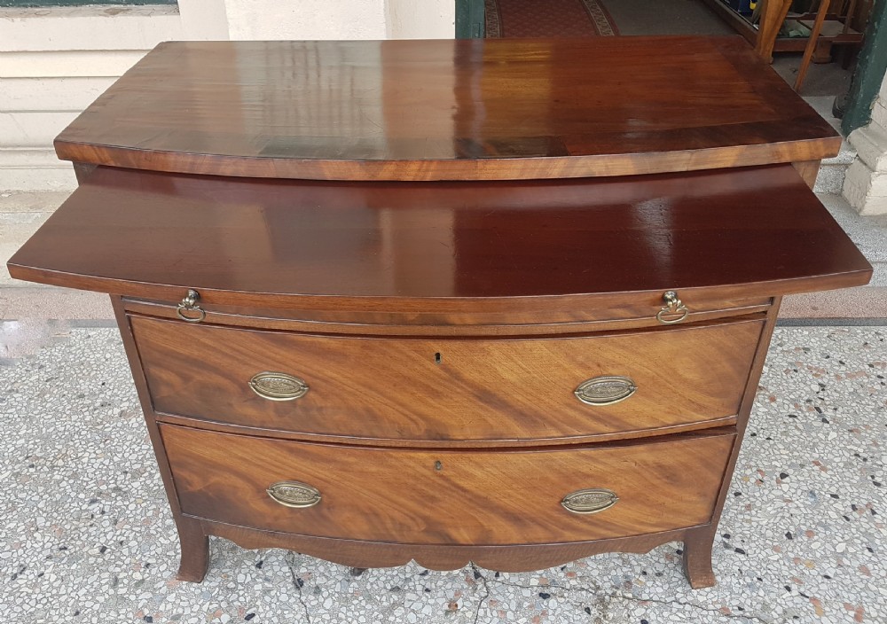 Georgian  Mahogany chest  View II