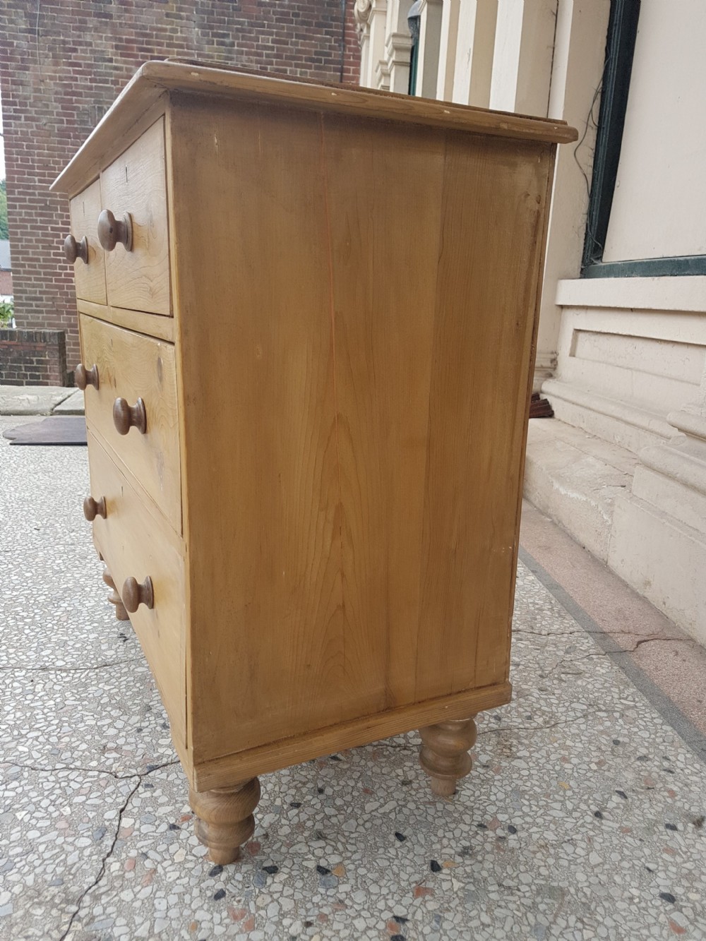 PINE CHEST OF DRAWERS  View VI