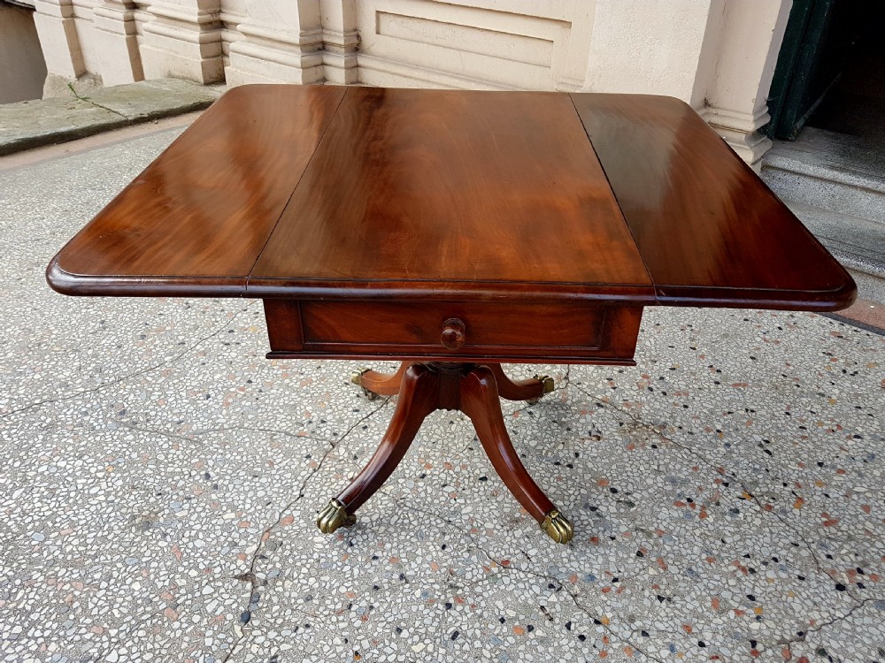 REGENCY   TABLE  View II