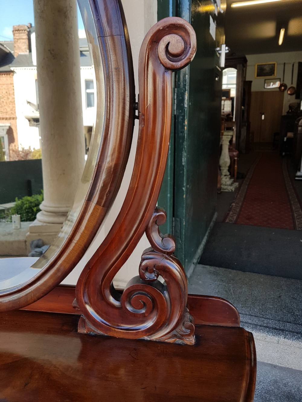 VICTORIAN DRESSING TABLE  View III