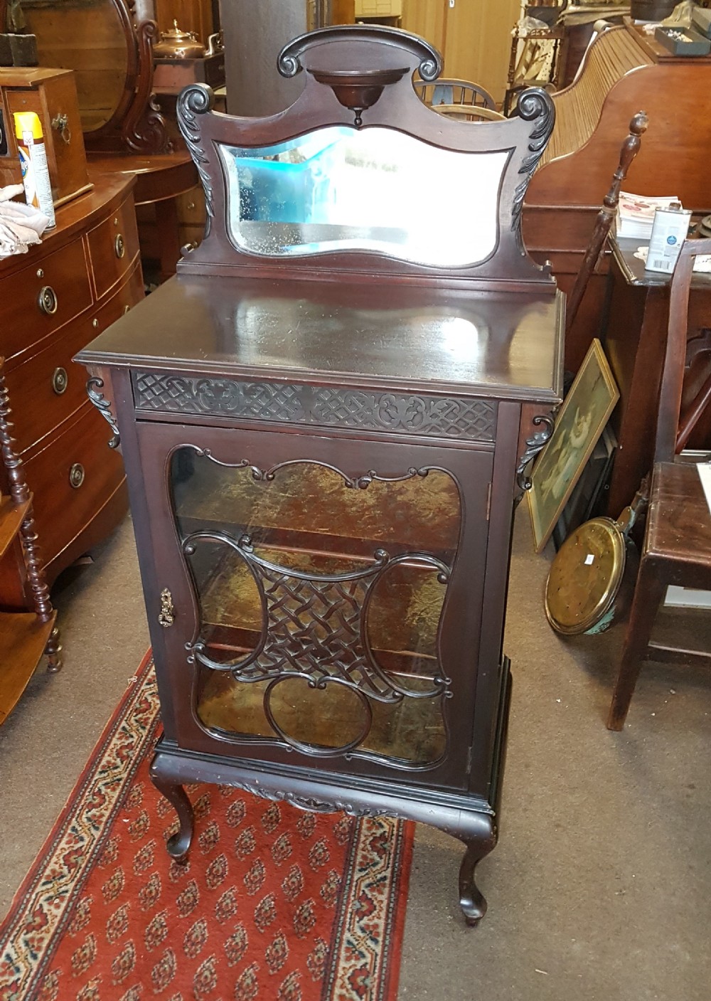 VICTORIAN MAHOGANY CABINET 