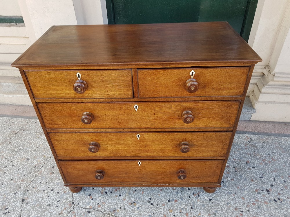 GEORGIAN OAK CHEST  View II