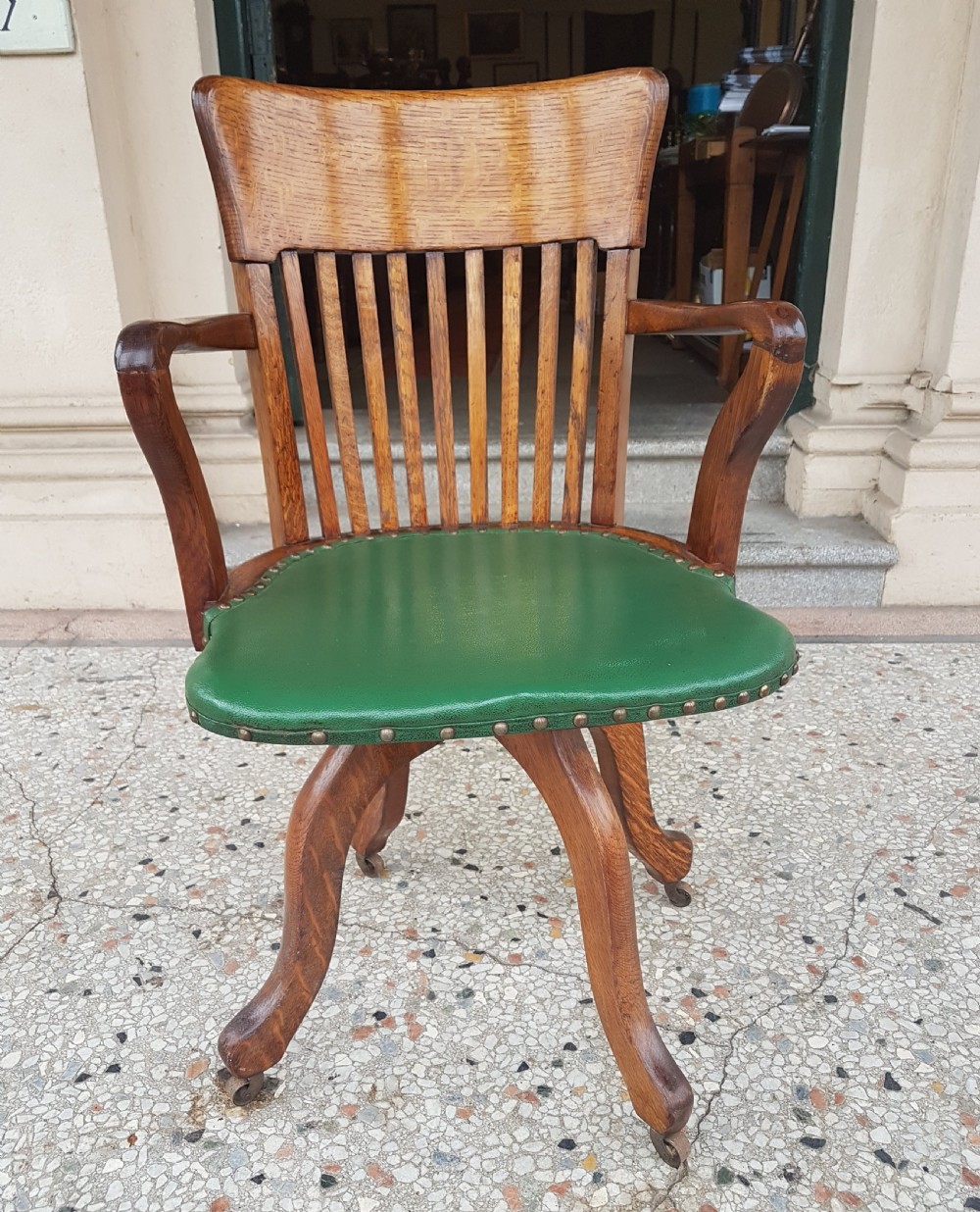 OAK SWIVEL DESK CHAIR 