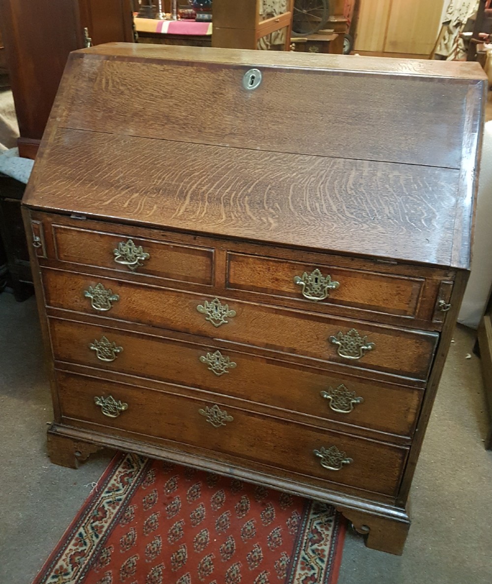    ANTIQUE OAK  BUREAUX View III