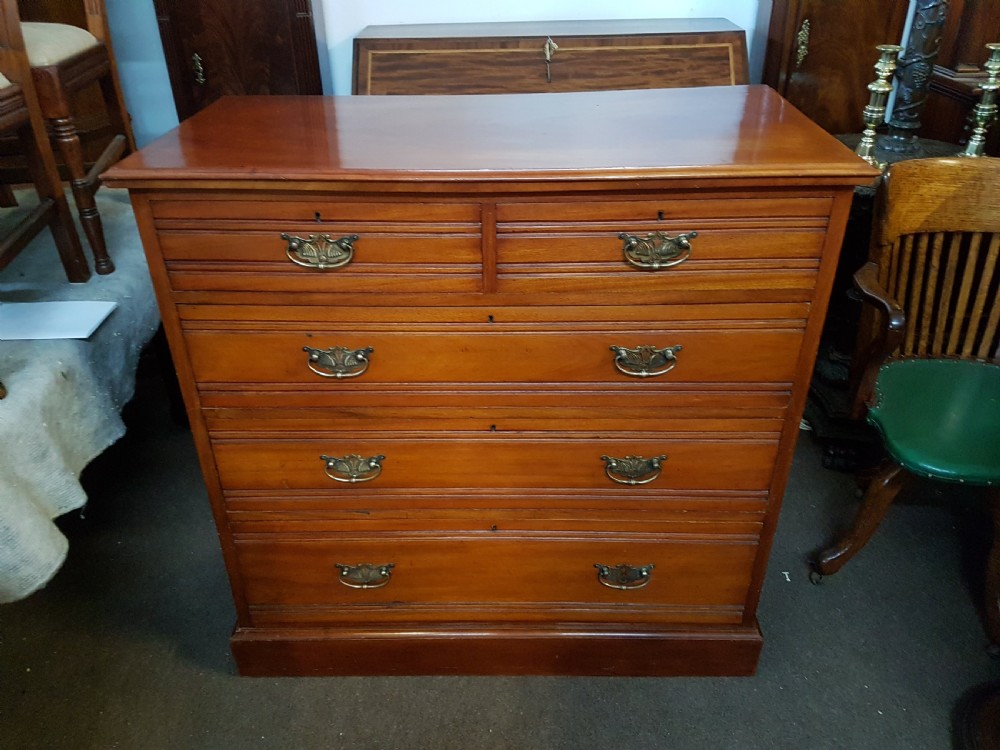 WALNUT CHEST View II