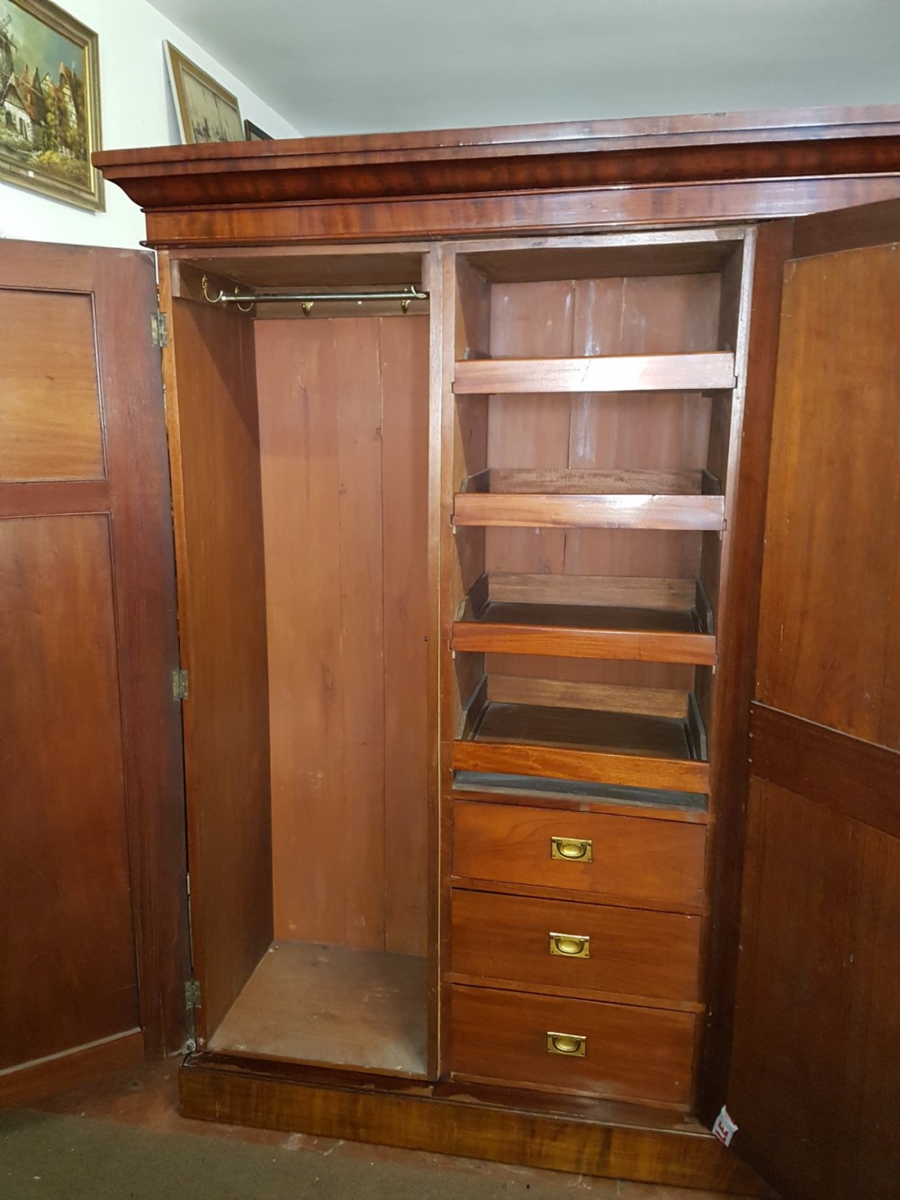 ANTIQUE WARDROBE  View IV