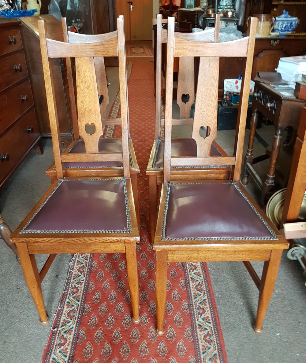 SET OF FOUR  ARTS AND CRAFTS  CHAIRS  View II