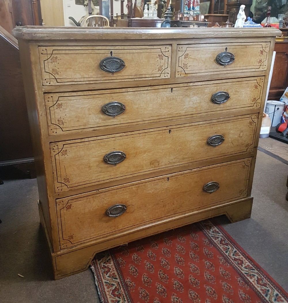 ANTIQUE CHEST OF DRAWERS 