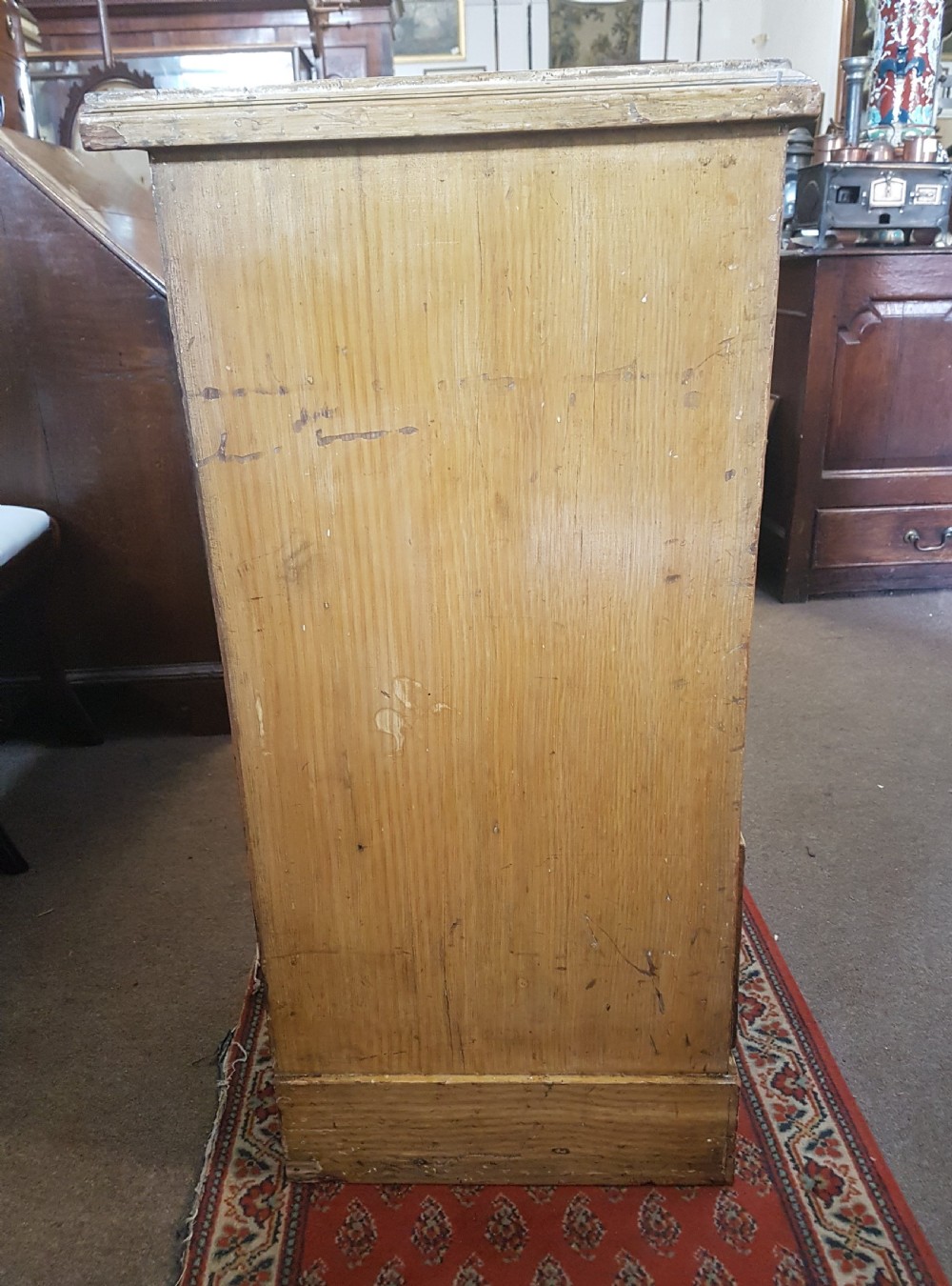 ANTIQUE CHEST OF DRAWERS  View V