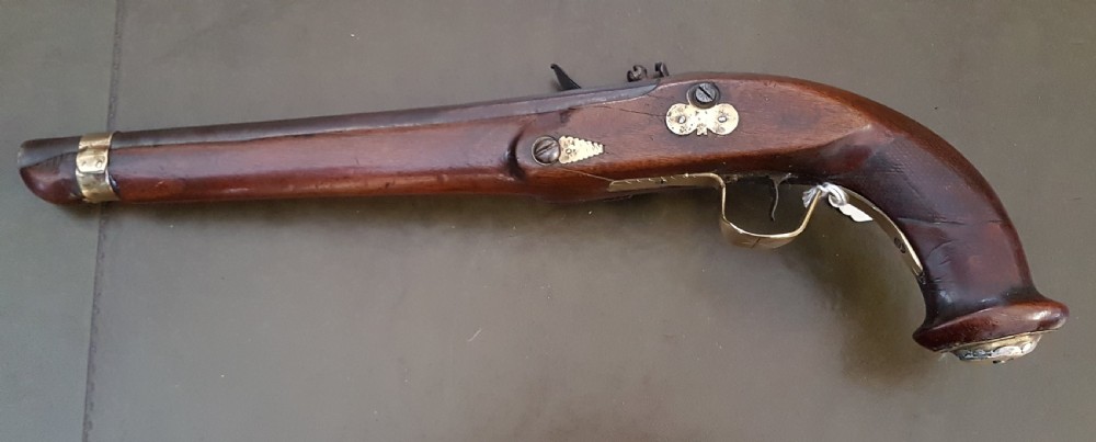 ANTIQUE FLINTLOCK PISTOL  View II