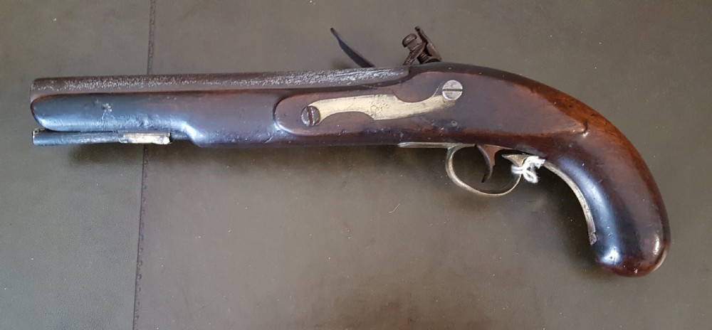 ANTIQUE FLINTLOCK PISTOL View II