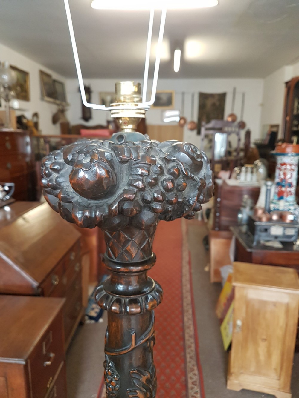 OAK LAMP STANDARD  View IV