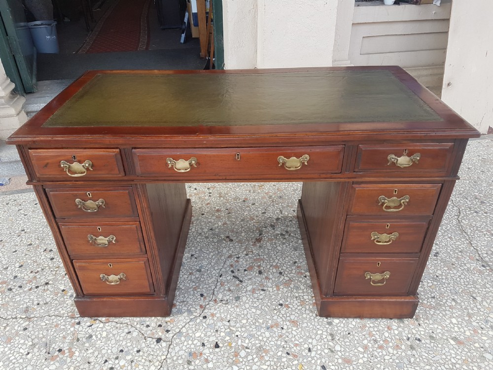 Edwardian pedestal desk 