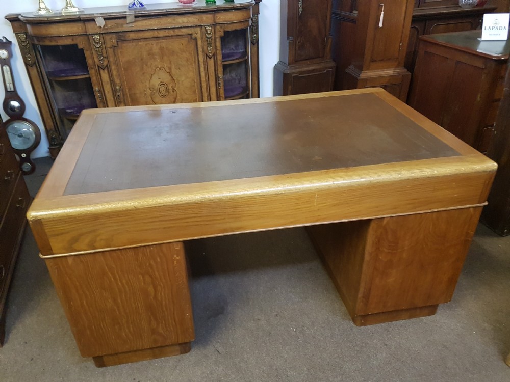  OAK PEDESTAL DESK  View III