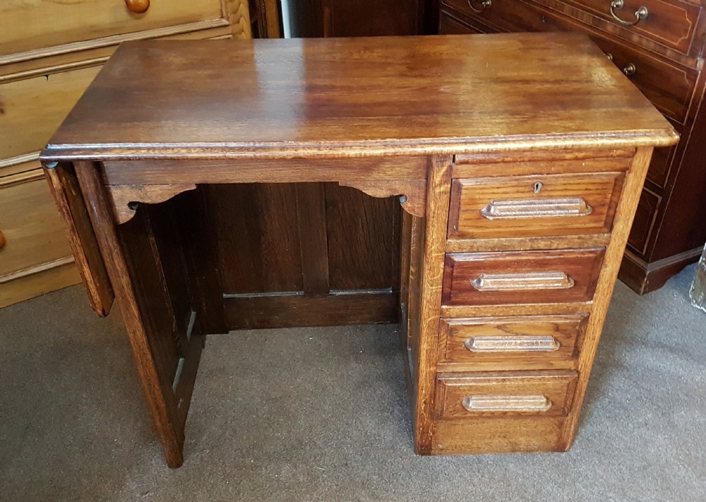 Antique oak desk   View IV