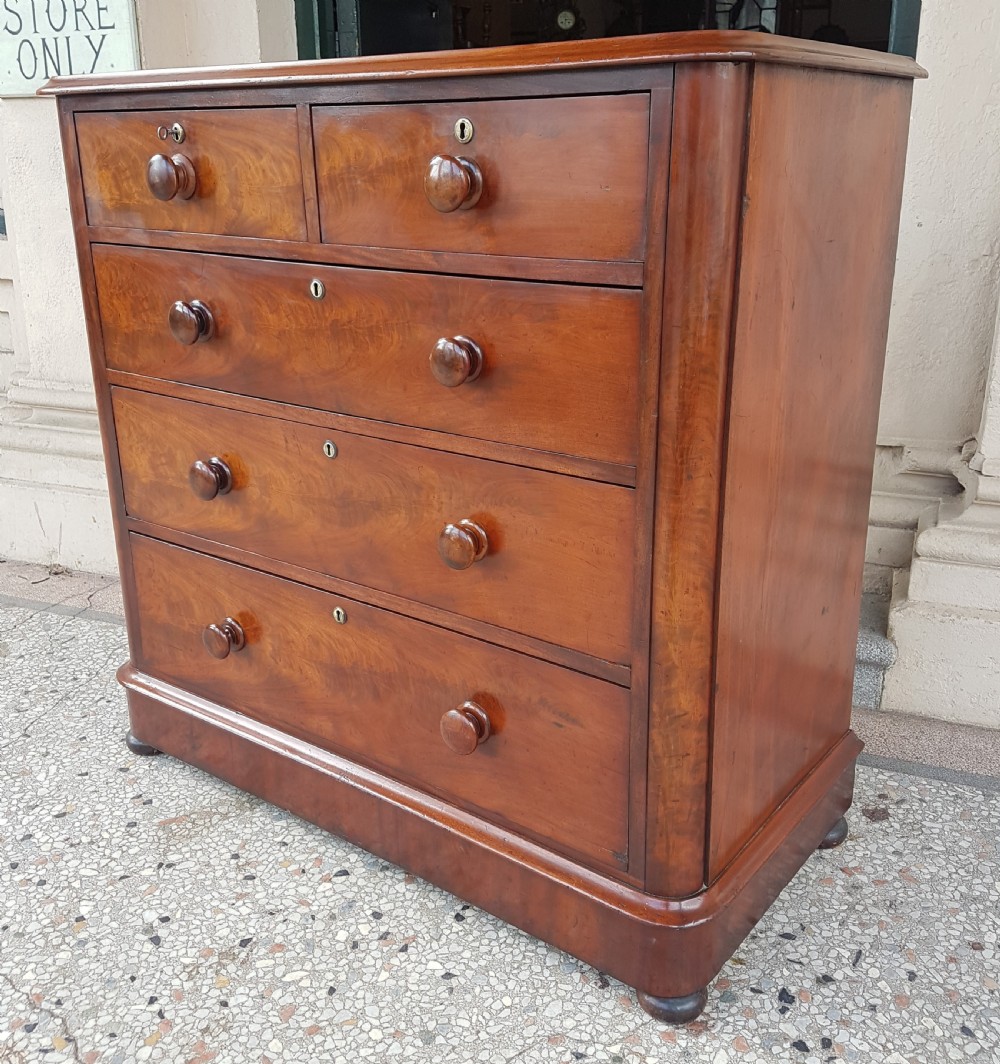 ANTIQUE MAHOGANY CHEST OF DRAWERS  View III