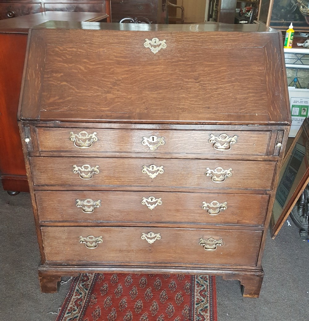 ANTIQUE OAK BUREAU