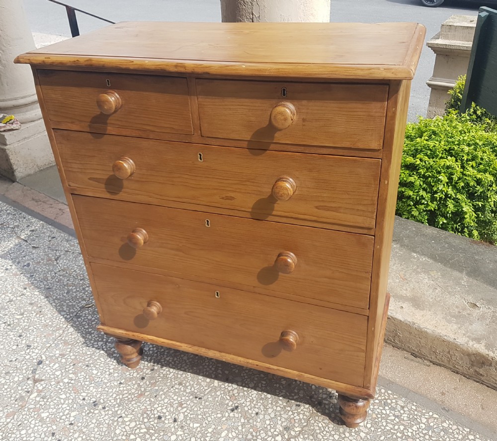 ANTIQUE PINE CHEST OF DRAWERS  View II