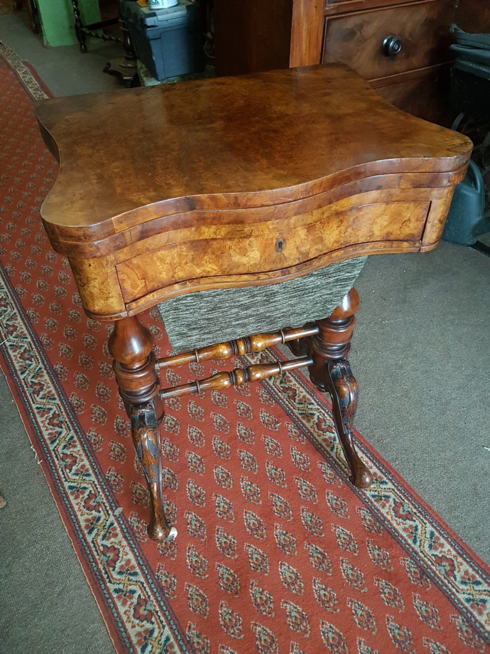 VICTORIAN WALNUT GAMES / WORK TABLE View VII