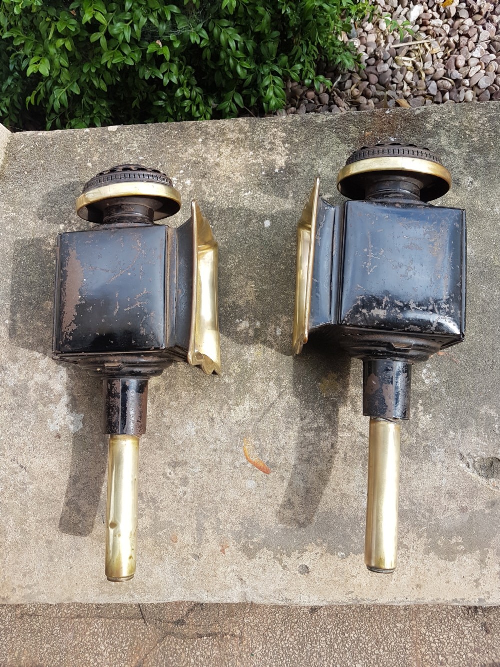 PAIR OF VICTORIAN COACH LAMPS  View III