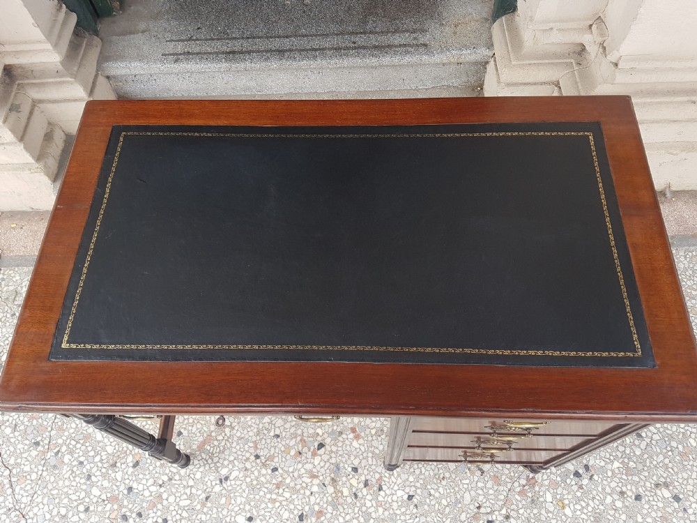 ANTIQUE DESK  View III