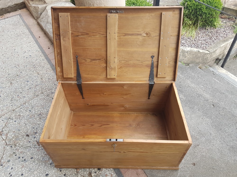ANTIQUE BLANKET BOX  View III