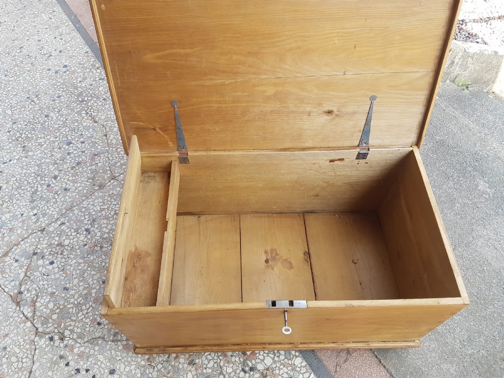 ANTIQUE PINE BLANKET CHEST  View III